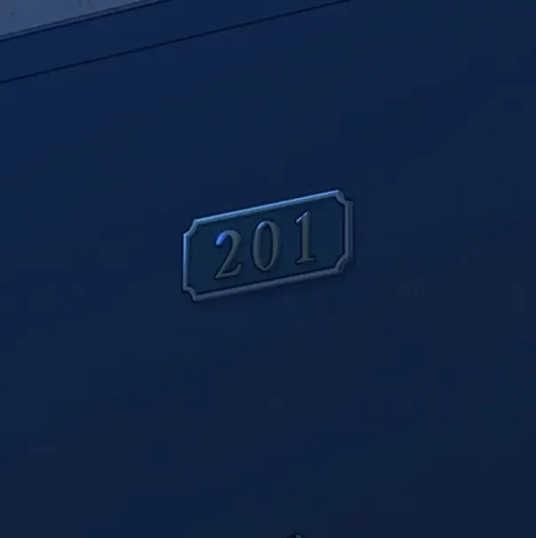 Queen Bee - Chapter 233 - Dallee Sucks Balls Fhentai - Page 1